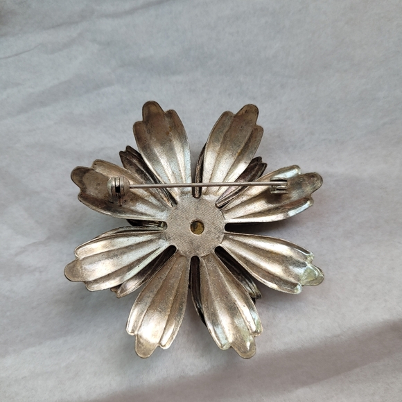 Lot of Vintage Floral Brooches - Picture 7 of 15